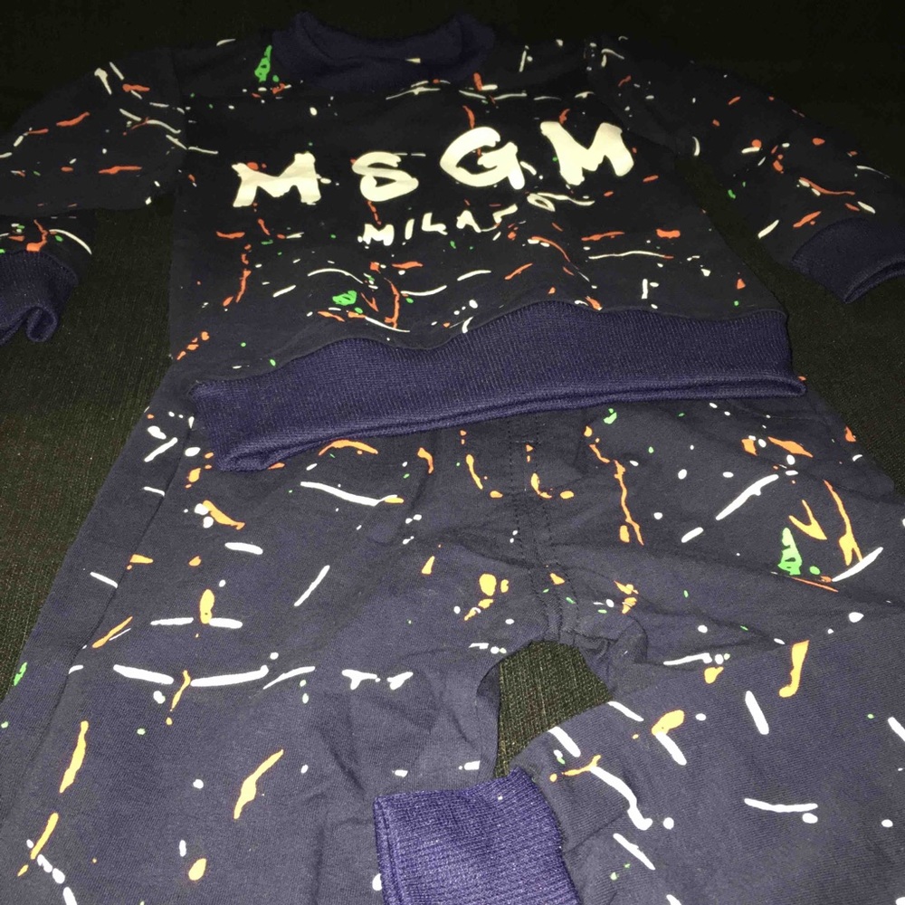 custom made two piece - Picture 3 of 3